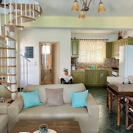 Ferienhaus Kohyli Beachfront House