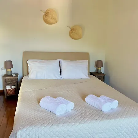 Ferienhaus Kohyli Beachfront House Agia Pelagia Chlomou