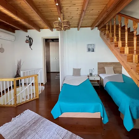 Ferienhaus Kohyli Beachfront House Agia Pelagia Chlomou